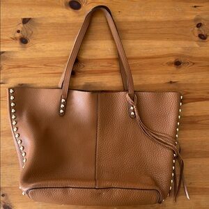 Rebecca Minkoff Leather Tote 🐎